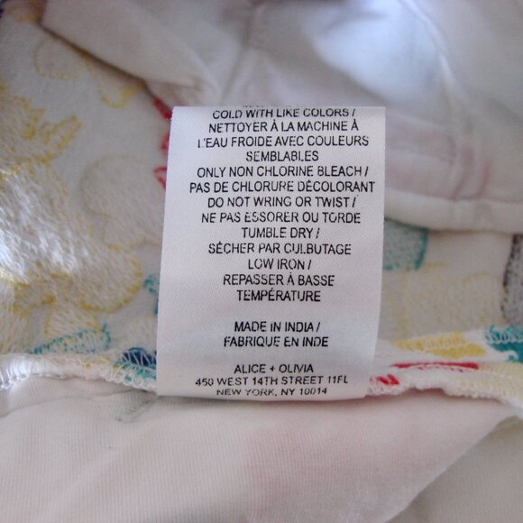 Alice + Olivia Floral Shorts Cady Cuffed White Blue Red Embroidered Size Small - Picture 16 of 16